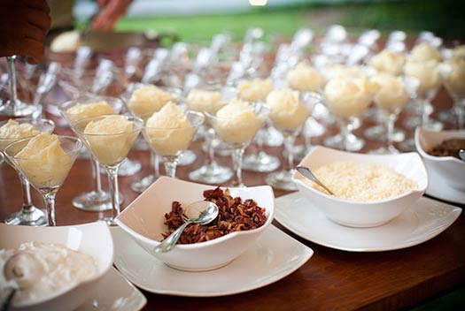 Menu ideas for Maui wedding food stations include a mashed potato bar