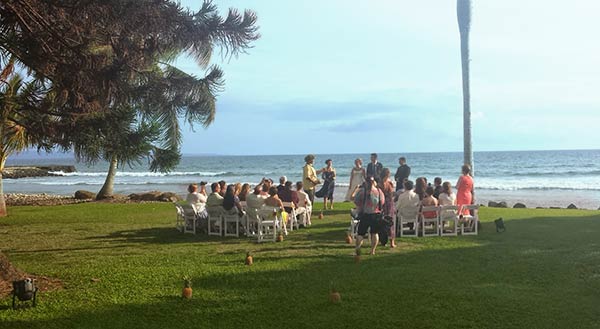 A Maui wedding at the Olowalu Plantation House private estate venue.